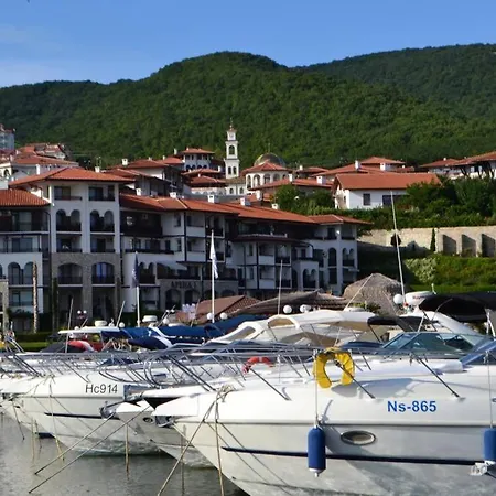 стyдия в комплексе Marinavill Sveti-vlas Apartment *
